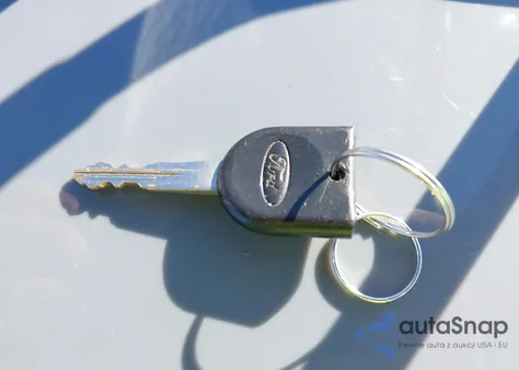 2010 Ford Focus Se z USA, uszkodzony, nr VIN 1FAHP3FN5AW146398